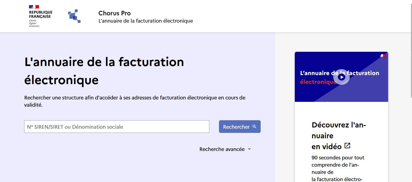 Vue de la page d'accueil de l'annuaire, avec  sa barre de recherche simple, permettant de rechercher une entité par SIREN, SIRET, ou dénomination
